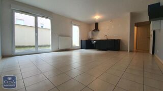  Appartement à louer 3 pièces 68 m²