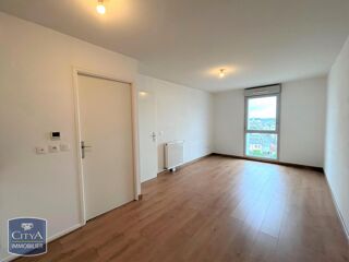  Appartement à louer 2 pièces 40 m²