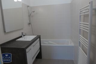  Appartement à louer 2 pièces 47 m²
