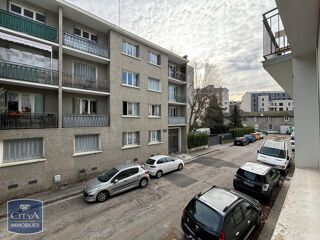  Appartement à louer 3 pièces 60 m²