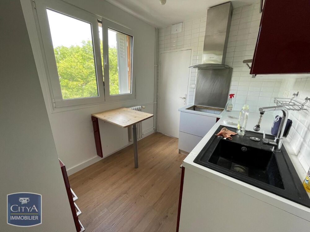 À LOUER : Appartement T3 situé dans la résidence Curie S....