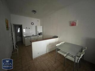  Appartement à louer 1 pièce 32 m²