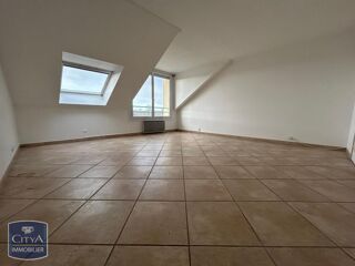  Appartement à louer 3 pièces 60 m²