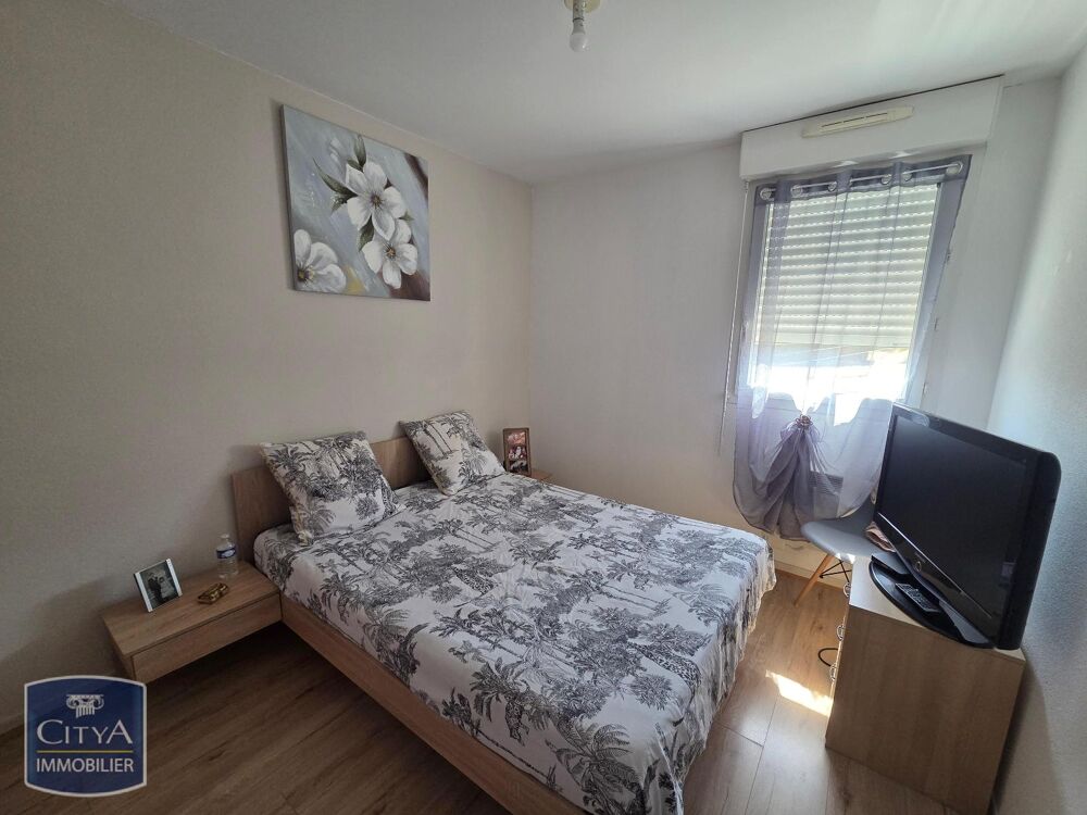 À LOUER : Appartement T3 situé à Issoire, rue de Bizalei....
