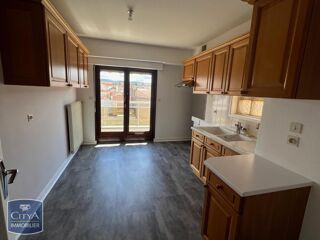  Appartement � louer 4 pi�ces 105 m�