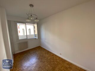  Appartement � louer 4 pi�ces 83 m�