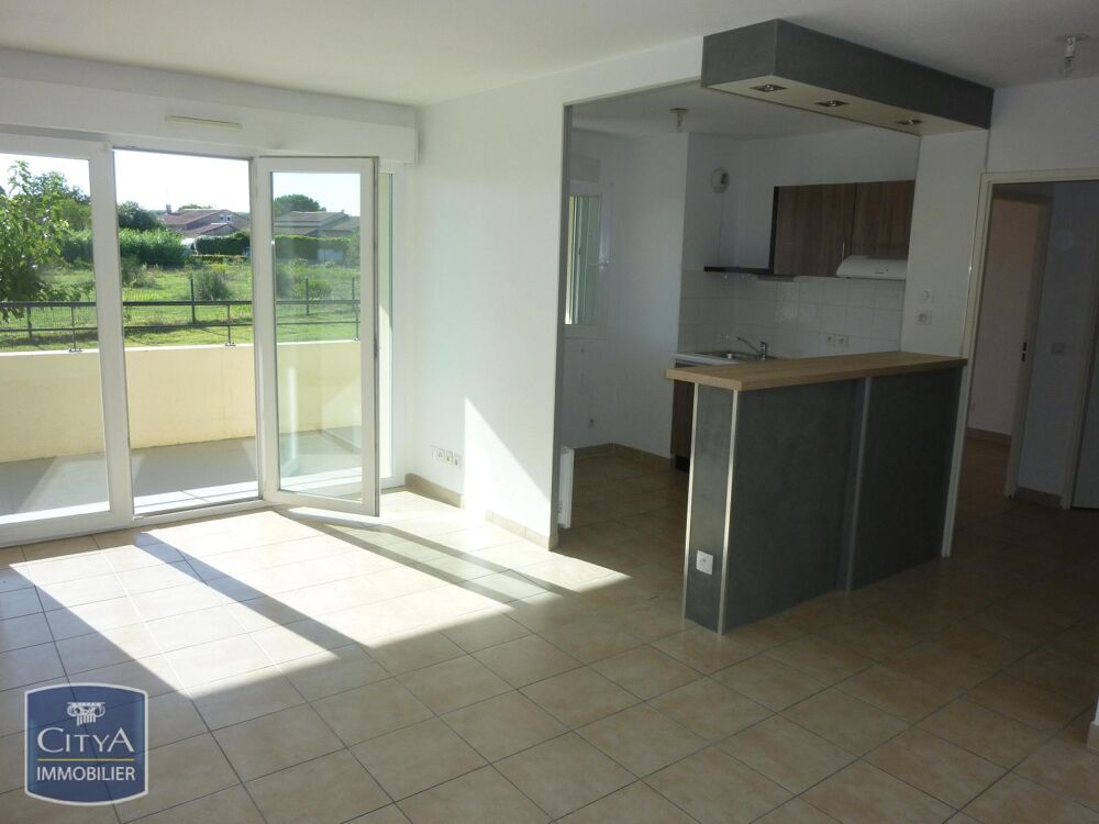 location Appartement - 2 pièce(s) - 50 m² Milhaud (30540)