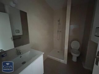  Appartement à louer 2 pièces 43 m²