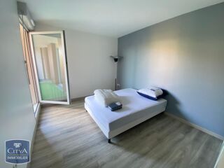  Appartement à louer 2 pièces 49 m²