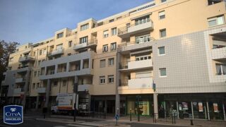 Appartement à louer 2 pièces 72 m²