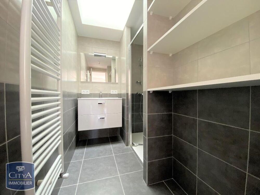location Appartement - 5 pièce(s) - 104 m² Mâcon (71000)