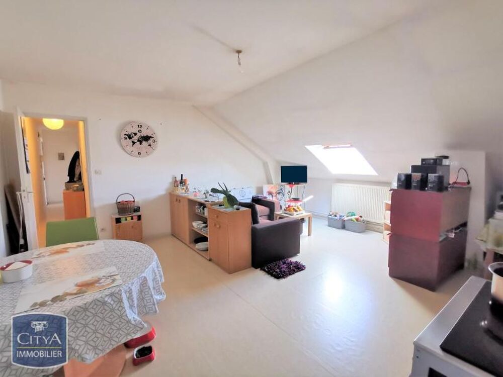 location Appartement - 3 pièce(s) - 63 m² Crécy-sur-Serre (02270)