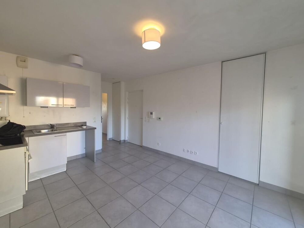 location Appartement - 2 pièce(s) - 37 m² Décines-Charpieu (69150)