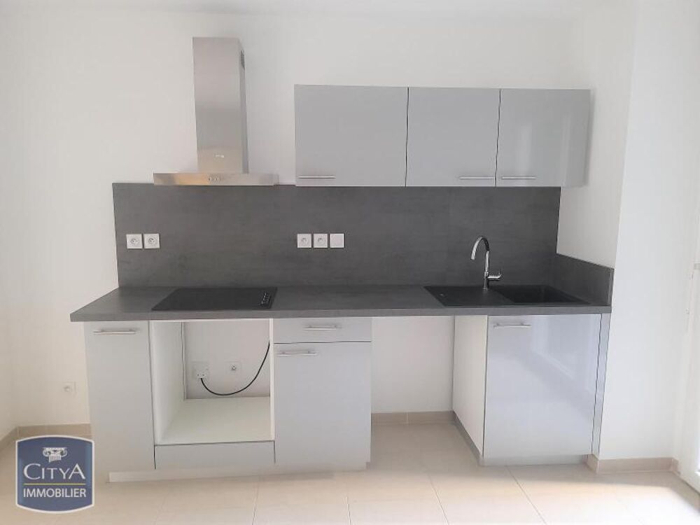 location Appartement - 3 pièce(s) - 61 m² Marseille 9
