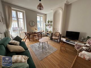  Appartement à louer 3 pièces 63 m²