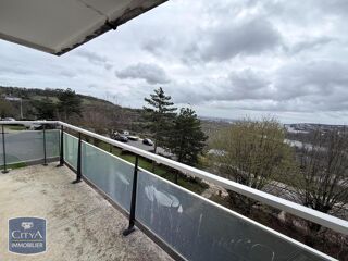  Appartement à louer 3 pièces 72 m²