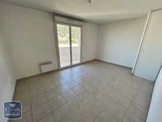  Appartement à louer 3 pièces 58 m²