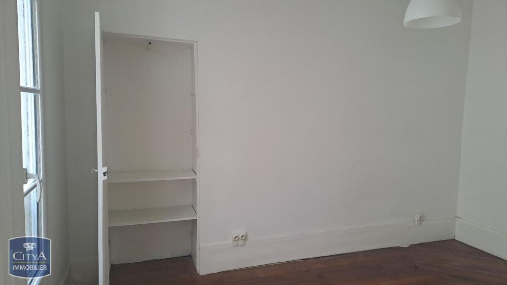 location Appartement - 1 pièce(s) - 23 m² Paris 10