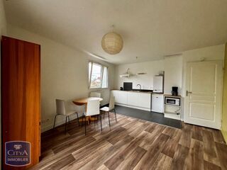  Appartement à louer 2 pièces 42 m²