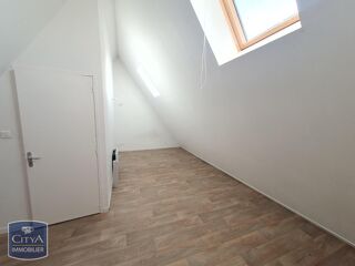  Appartement à louer 3 pièces 42 m²
