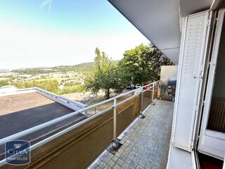  Appartement à louer 3 pièces 61 m²