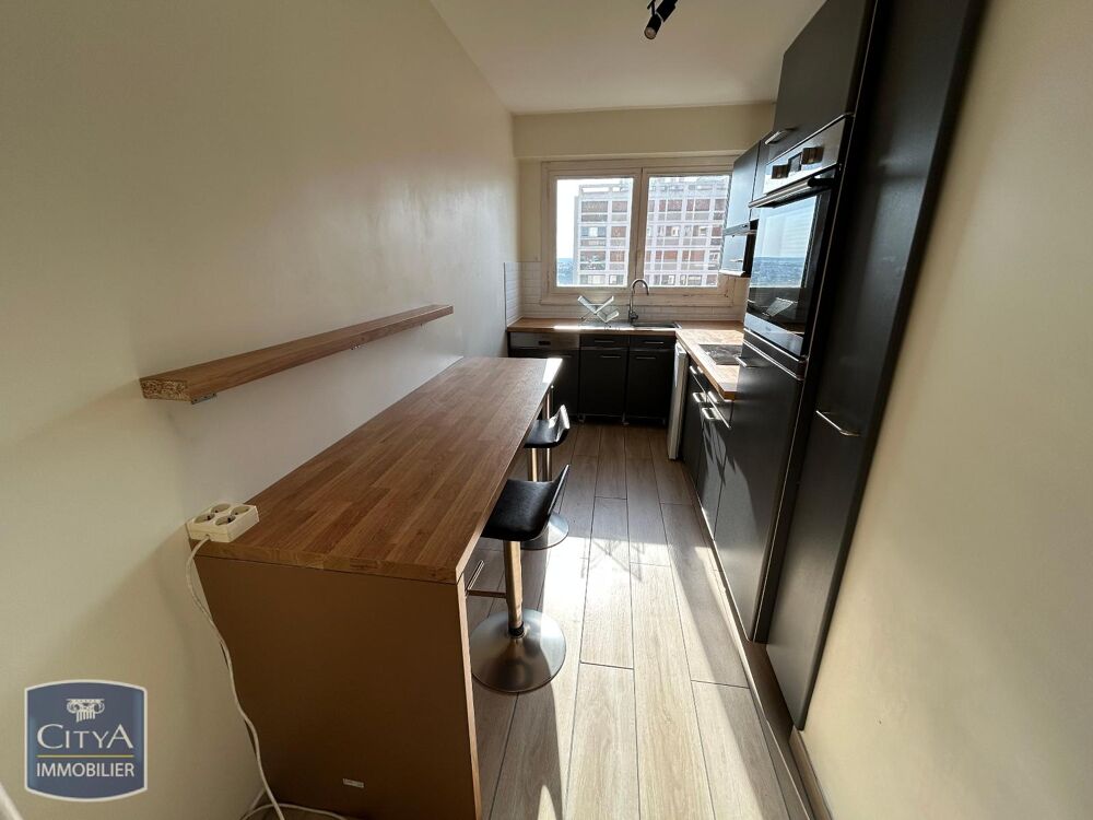 location Appartement - 5 pièce(s) - 107 m² Poitiers (86000)