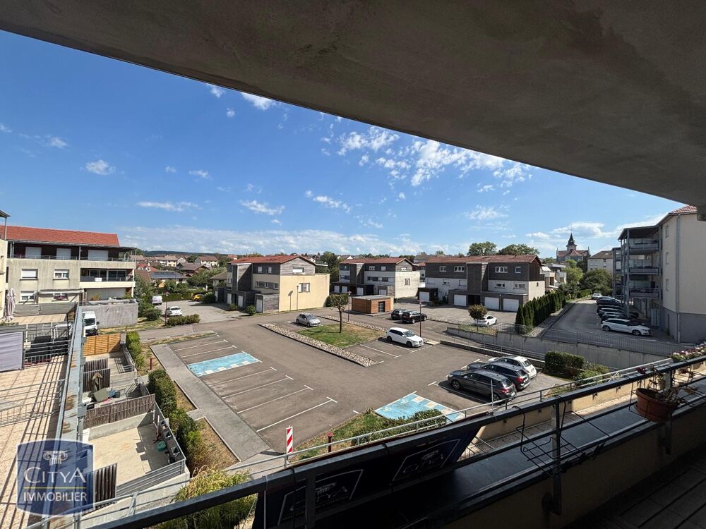 À LOUER : Appartement T3 situé à Valdahon, dans le dépar....
