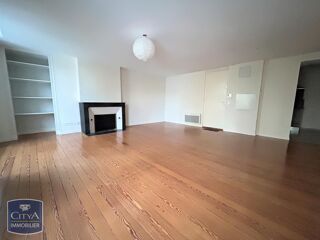  Appartement à louer 2 pièces 61 m²