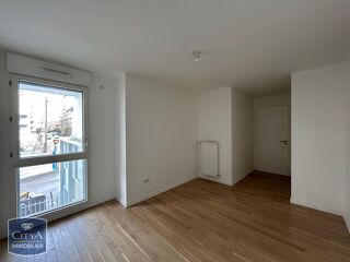  Appartement à louer 2 pièces 46 m²