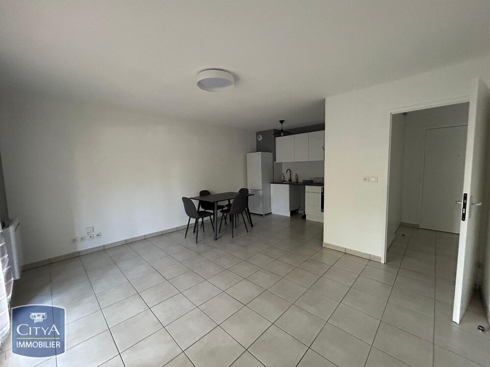 location Appartement - 2 pièce(s) - 46 m² Ville-la-Grand (74100)