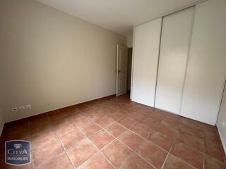  Appartement à louer 2 pièces 38 m²