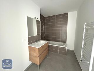  Appartement à louer 3 pièces 62 m²