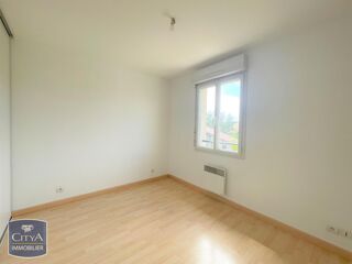location Maison - 5 pièce(s) - 104 m² Coutras (33230)