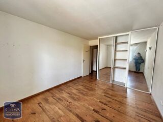  Appartement � louer 3 pi�ces 89 m� Firminy