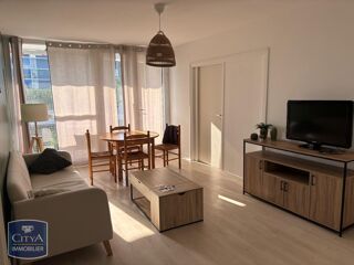  Appartement à louer 4 pièces 70 m²