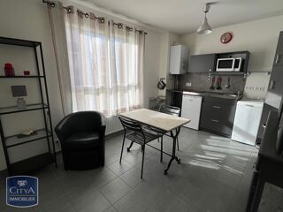  Appartement à louer 1 pièce 27 m²