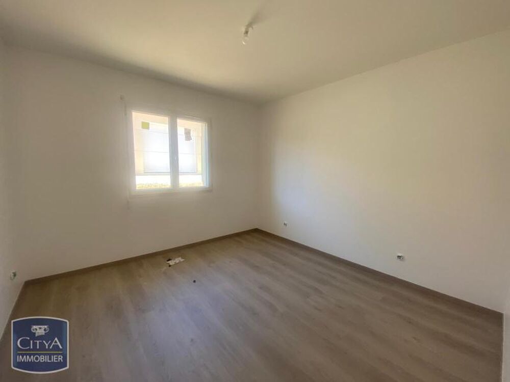 À LOUER : Découvrez cette magnifique maison T4 située à ....