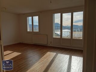  Appartement à louer 2 pièces 55 m²
