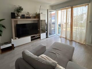  Appartement à louer 3 pièces 64 m²