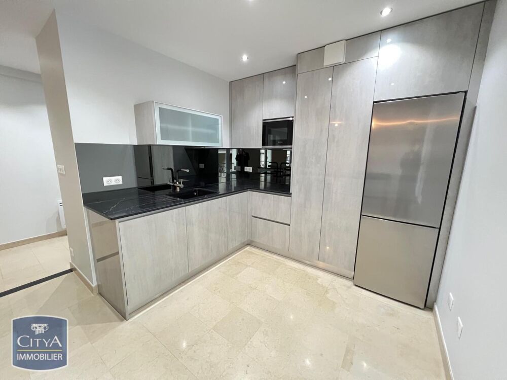 location Appartement - 3 pièce(s) - 79 m² Le Raincy (93340)