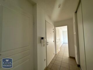  Appartement à louer 2 pièces 47 m²