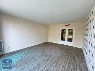  Appartement à louer 4 pièces 81 m²
