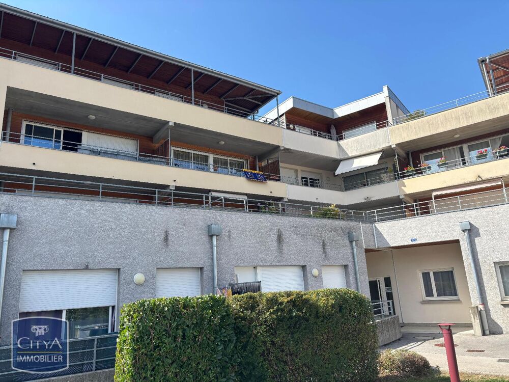 À LOUER : Appartement T3 situé à Valdahon, dans le dépar....