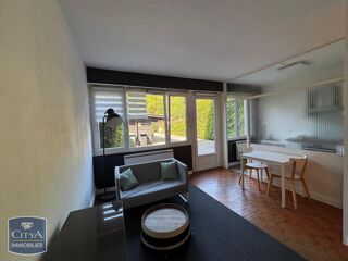  Appartement à louer 1 pièce 28 m²