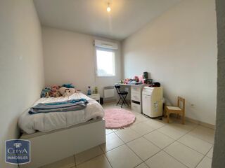  Appartement à louer 3 pièces 61 m²