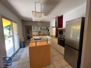  Maison � louer 4 pi�ces 119 m� Angouleme