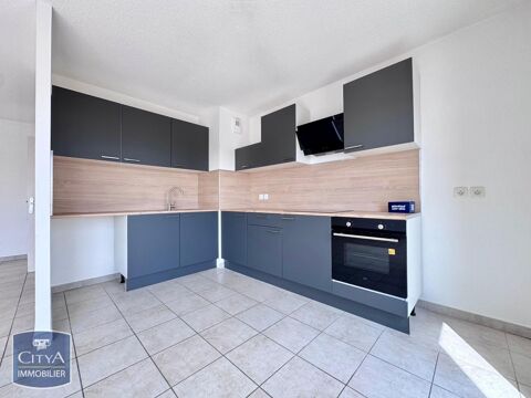   Location Appartement Appartement - 3 pièce(s) - 71 m²