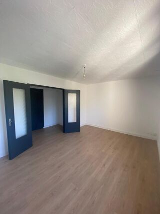  Appartement à louer 2 pièces 48 m²