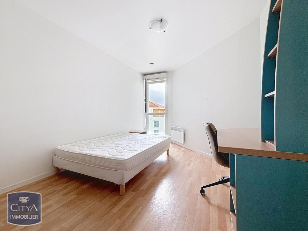 location Appartement - 1 pièce(s) - 23 m² La Roche-sur-Yon (85000)