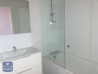  Appartement à louer 3 pièces 62 m²